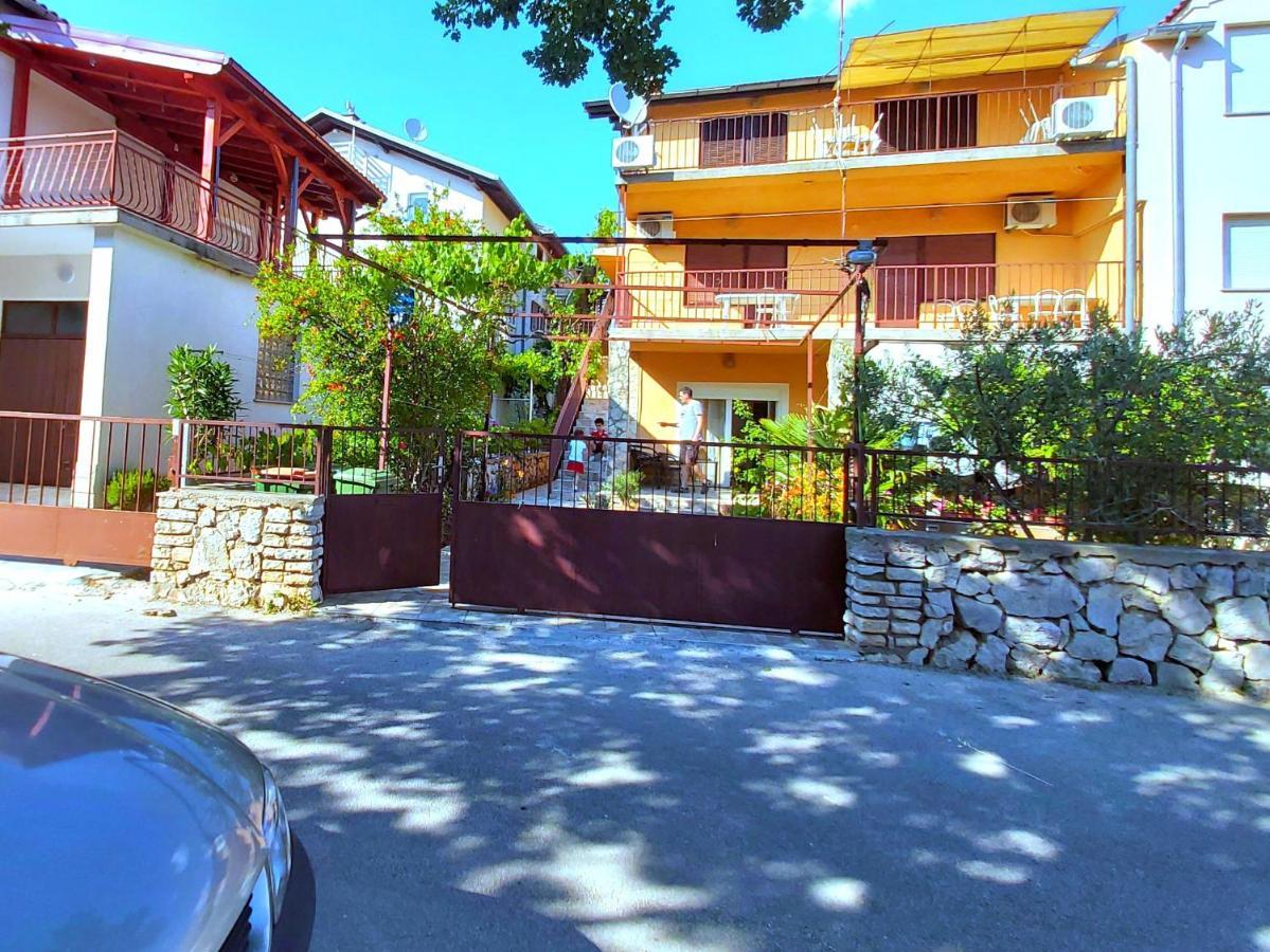 Apartman Arija-Pino โวดีเซ ภายนอก รูปภาพ