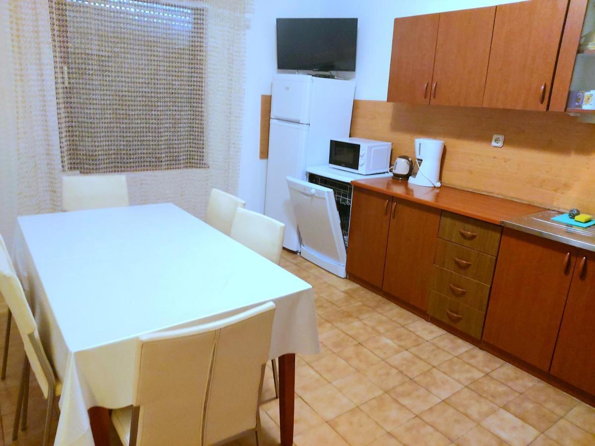 Apartman Arija-Pino โวดีเซ ภายนอก รูปภาพ