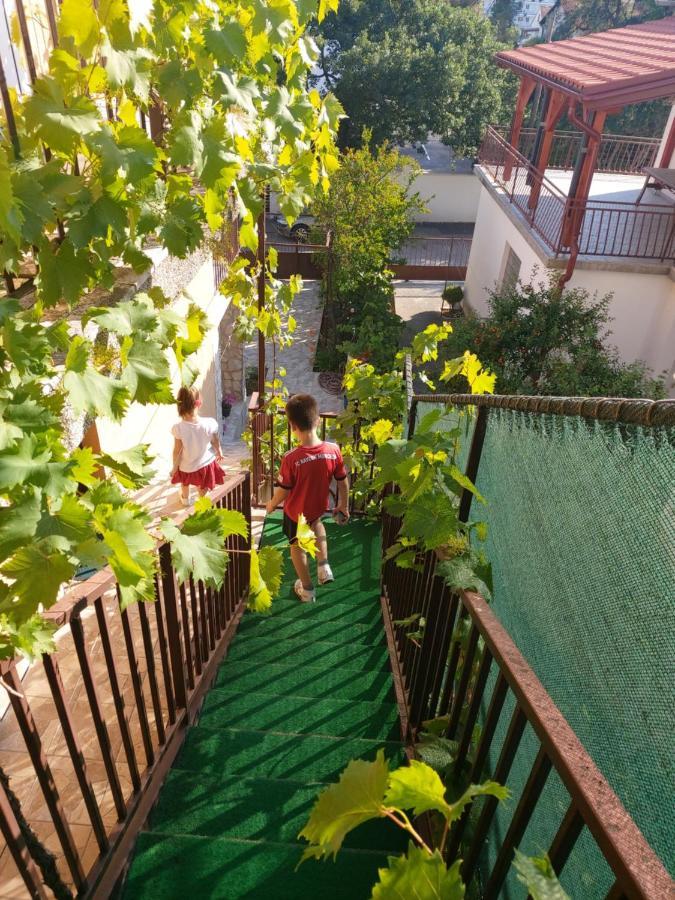 Apartman Arija-Pino โวดีเซ ภายนอก รูปภาพ