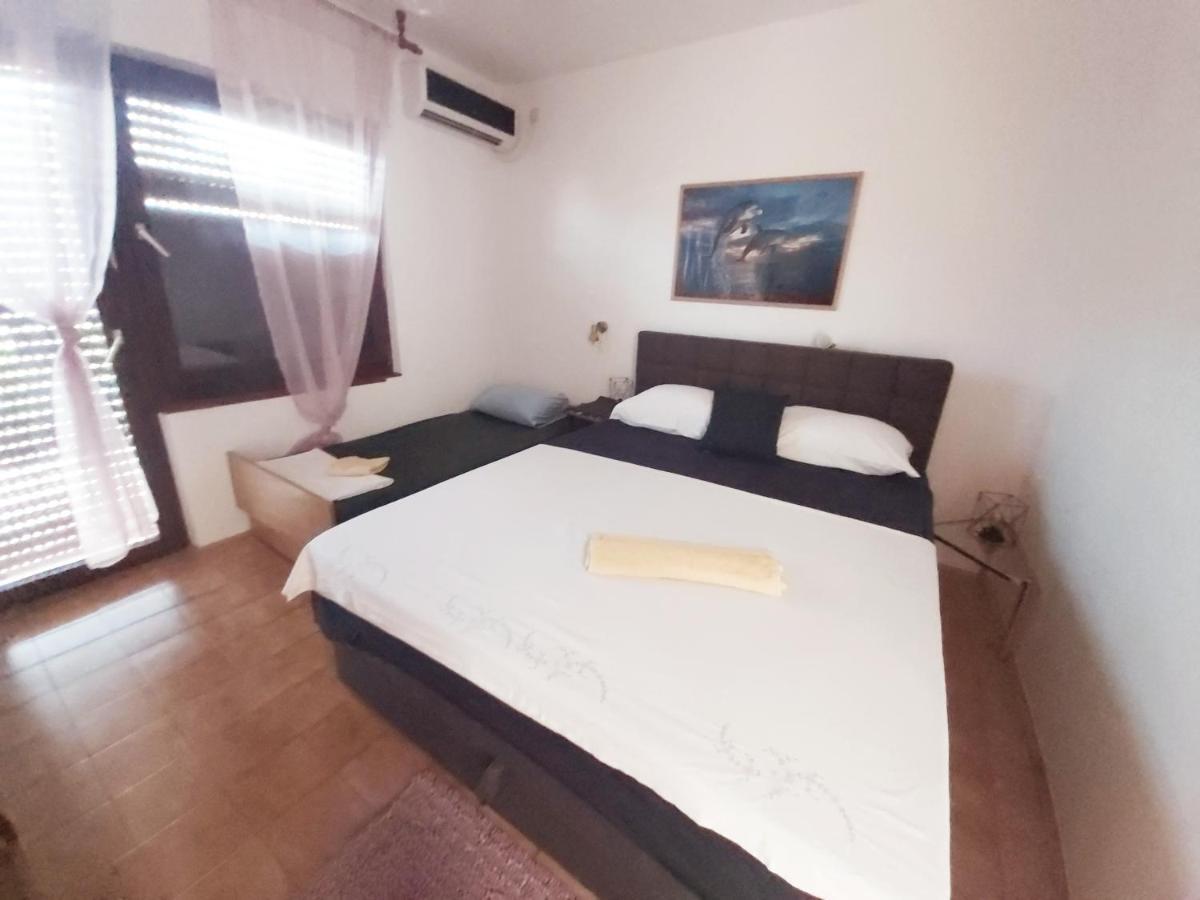 Apartman Arija-Pino โวดีเซ ห้อง รูปภาพ